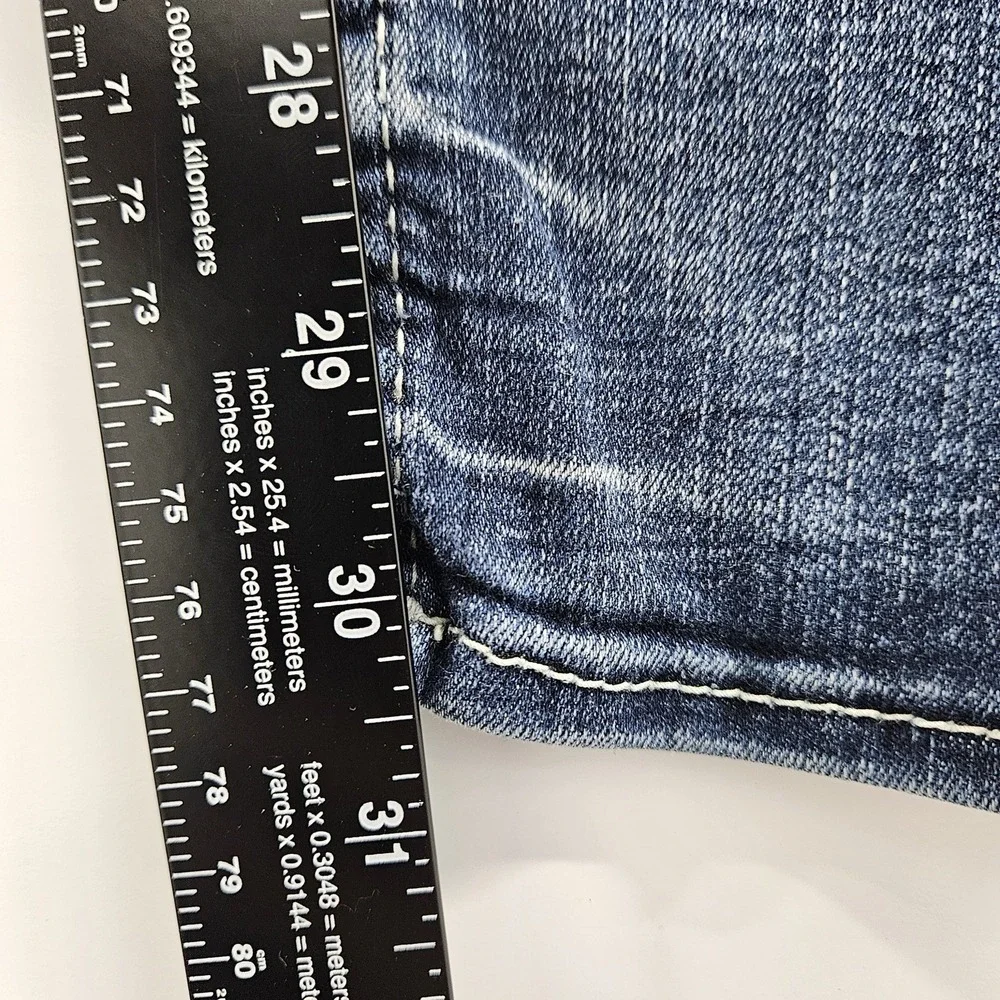 BKE Alec Straight Leg Jeans Mens 28x30 Medium Wash Stretch Denim Buckle
